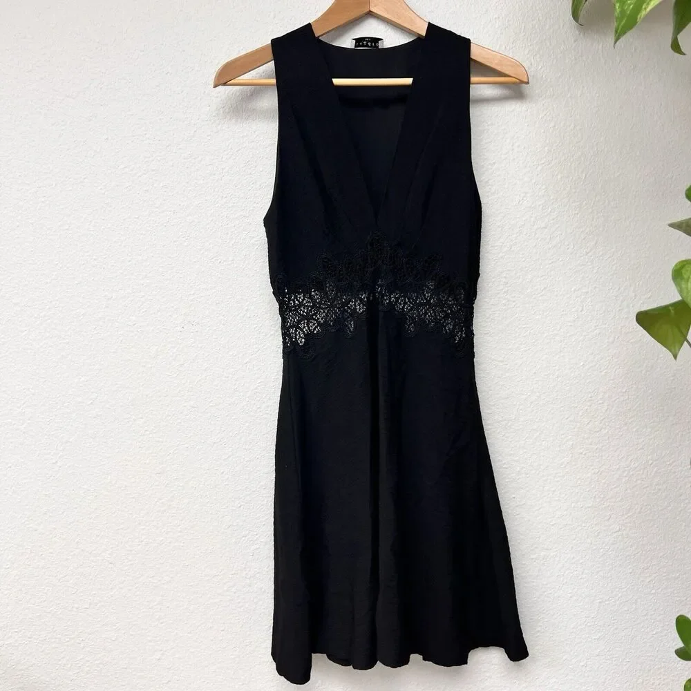 Sandro Paris Dress‎ 36 Elena Black Sleeveless V Neck Sheer Lace Panel Fit Flare - Picture 9 of 10